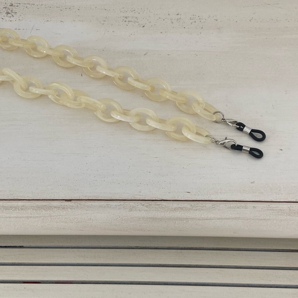 Classic Eyeglass Link Chain Necklace With Lobster Claw Clasp - Picture 6 of 8